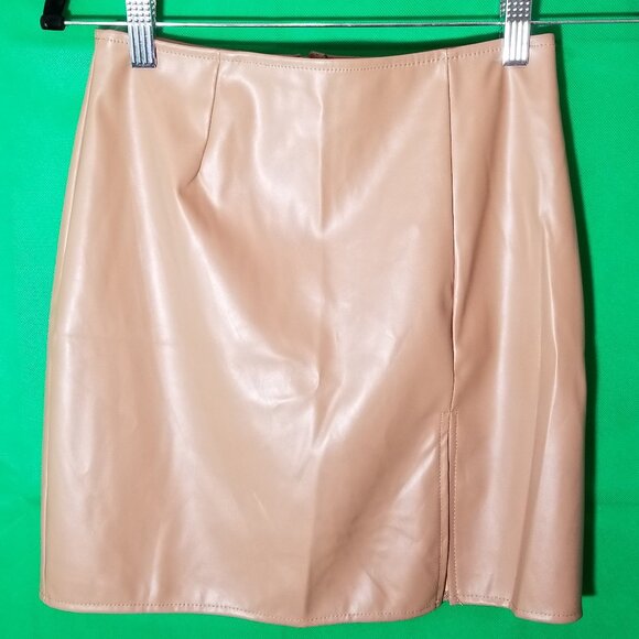 Windsor Tan Natural Vegan Faux Leather Skirt Women Small Club Party NWT - Picture 1 of 6